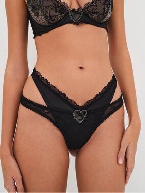 NWT (M) For Love & Lemons Brie Strappy Thong Panty - Black Heart Design